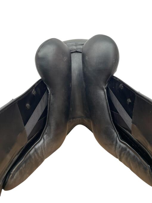 Nora 17" Dressursadel