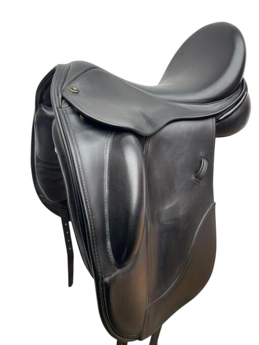 Nora 17" Dressursadel