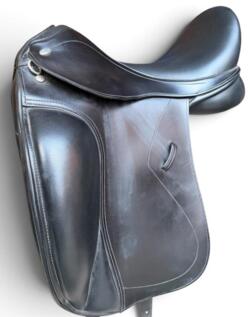 Kentaur Afrodite carbon 16,5" Dressursadel